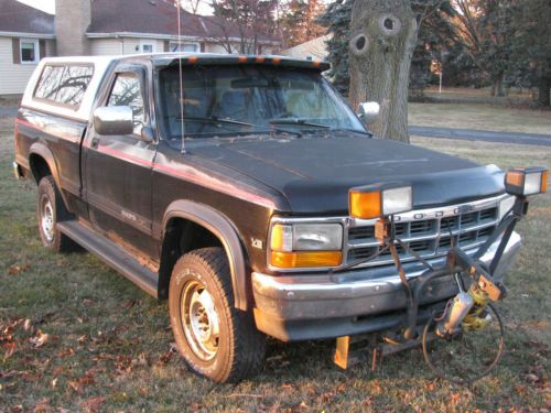 1992 dodge dakota base standard cab pickup 2-door 5.2l plow truck