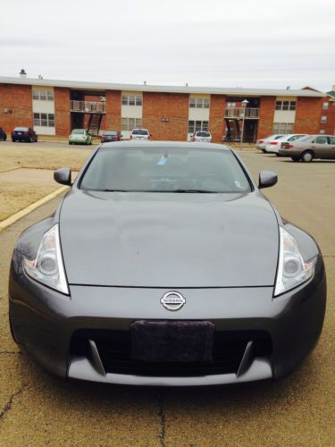 2011 nissan 370z touring coupe 2-door 3.7l