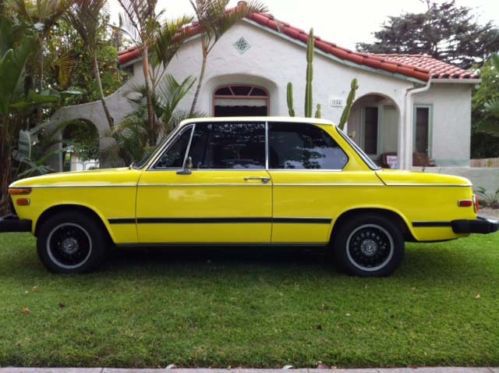 1974 bmw 2002 base sedan 2-door 2.0l