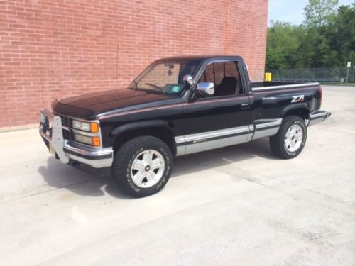 Rare stepside z71 4x4 chevy pickup 1500 .350 solid reliable