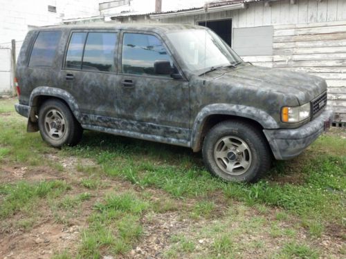 1996 isuzu trooper s sport utility 4-door 3.2l