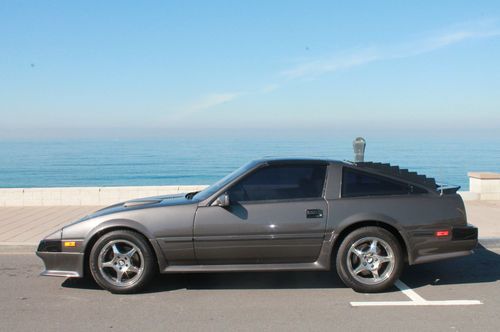 1985 300zx turbo loaded ,automatic runs strong, t-top