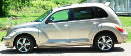 2004 pt cruiser turbo gt - low miles - very good conditions - lots of extras