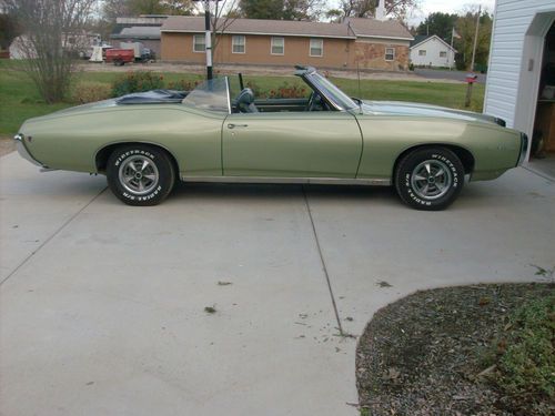 1969 pontiac lemans convertable muscle car