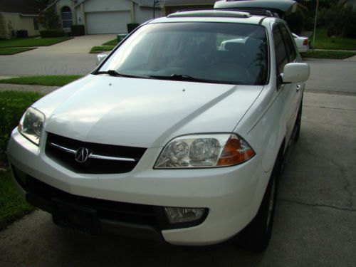 Super clean and maintained 2002 acura mdx awd sunroof 4dr