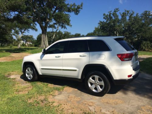2011 jeep grand cherokee by owner! v8 hemi 5.7 leather, navigation, backup cam