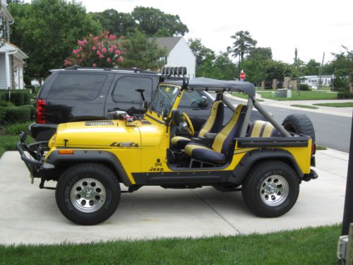 Restored 1989 jeep yj wrangler new motor, tranny &amp; transfer case , needs nothing