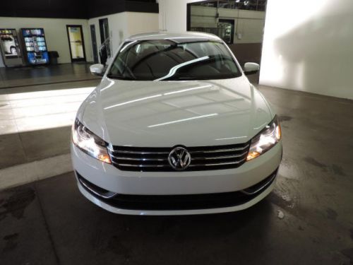 2014 volkswagen passat 2.5l s