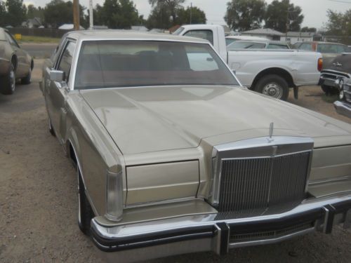 1981 lincoln mk vi   parts, restore or drive as is