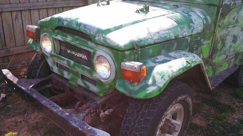 1975 toyota land cruiser fj40 (from new mexico)