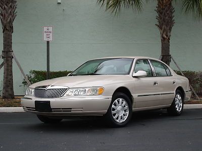 Gorgeous low mile one owner florida lincoln - loaded and all original - must see