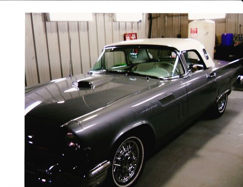 1957 ford gunmetal grey thunderbird