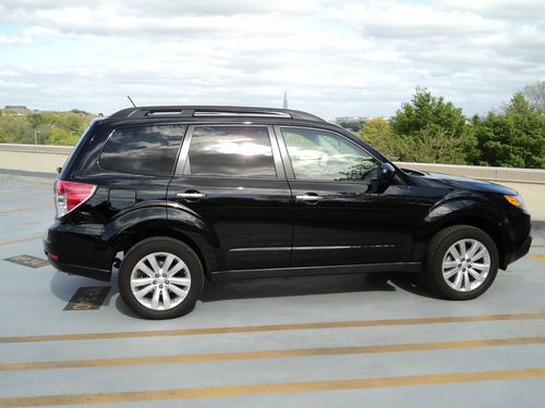 2012 subaru forester 2.5x premium obsidian black