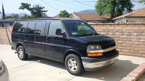 Chevrolet express 1500 passenger van