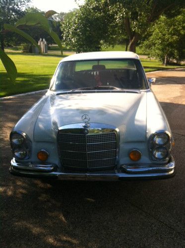 1972 mercedes-benz 280se 4.5l