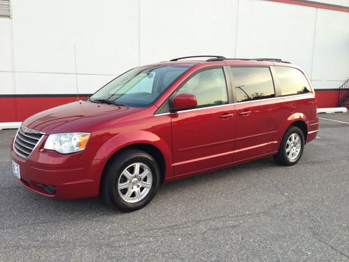 2008 chrysler town and country limited loaded