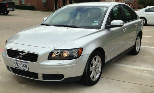 2007 volvo s40 2.4i sedan 4-door 2.4l