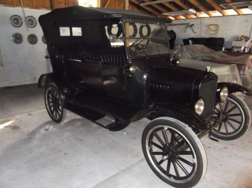 1921 ford model t 3 door touring direct from museum 100% rustfree nice car!
