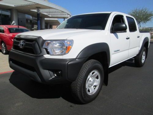 2012 white automatic v6 miles:10k double cab pickup truck