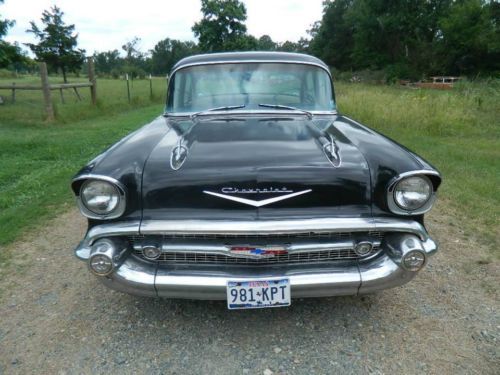 1957 chevrolet bel air base sedan 4-door 4.6l