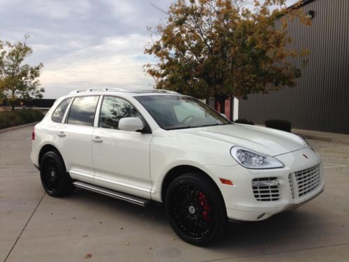 2009 porsche cayenne turbo awd loaded suv 44k low miles low reserve 09 wow !!