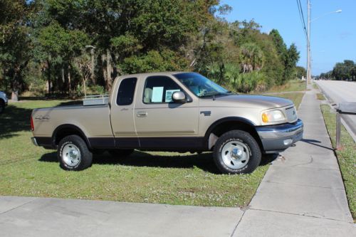Buy used 2000 Ford F-150 Lariat Extended Cab Pickup 4-Door 5.4L in Palm