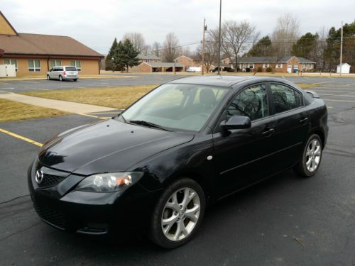 2009 mazda 3 sedan with only 36,126 miles! 2.0 liter 4 cylinder 5-speed manual