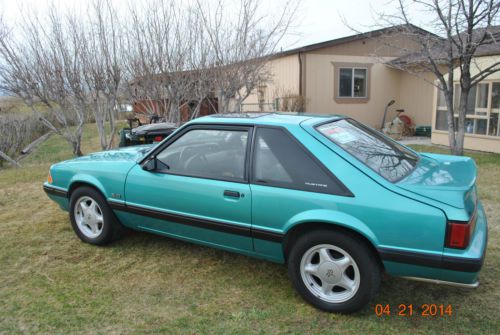 1991 ford mustang lx hatchback 2-door 5.0l, low milage 47750