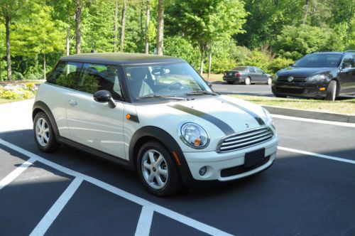 Mini cooper 2009 / global mini ext warranty til 100k / no issues / we had a baby