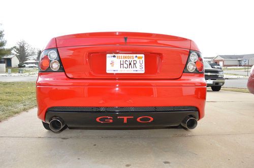 2006 pontiac gto 6.0l kooks 18" wheels 4k miles lowered torrid red automatic