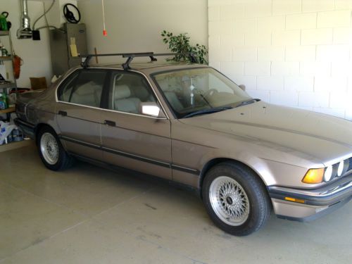 1989 bmw 735i base sedan 4-door 3.5l,excellent condition with all original parts