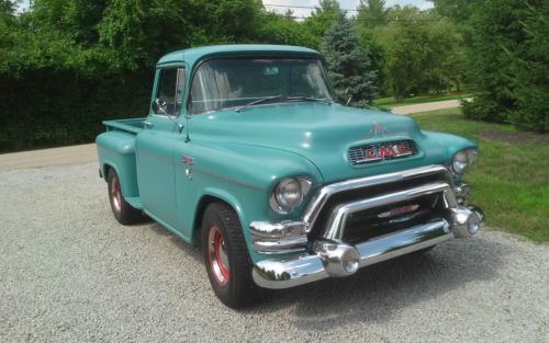 1955 gmc / chevrolet /short bed pick-up /new 350 motor