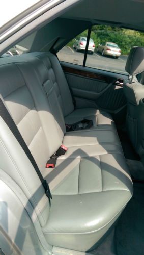 Mercedes Benz Of Farmington >> Buy used 1993 Mercedes-Benz 400E Base Sedan 4-Door 4.2L in Farmington, Michigan, United States Mercedes Benz Of Farmington >> Buy used 1993 Mercedes-Benz 400E Base Sedan 4-Door 4.2L in Farmington, Michigan, United States