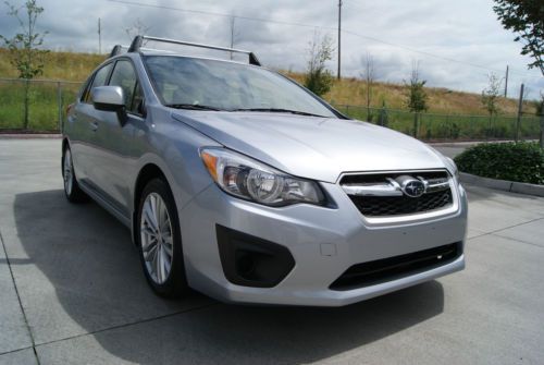 2013 subaru impreza wagon premium with 9,070 miles. sunroof, bluetooth and more!