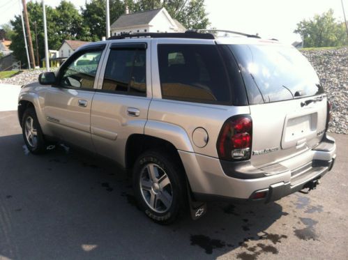 Find used Silver SUV Gray Interior Very Clean Good ... Find used Silver SUV Gray Interior Very Clean Good ...