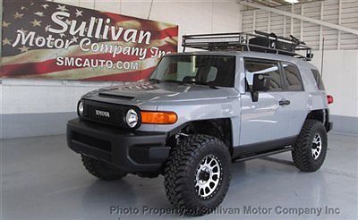 Toyota fj cruiser looking for a fun 4x4 suv then look no further super clean