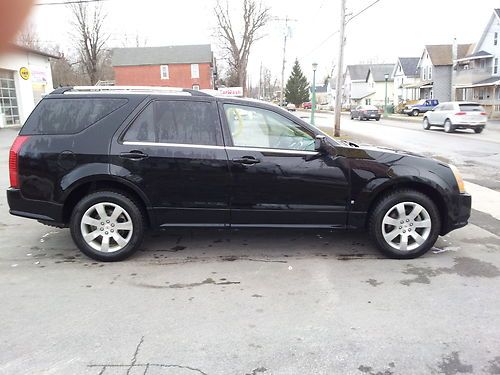 2008 cadillac srx-4 - northstar v8, awd, ultraview roof, perfect in all weather