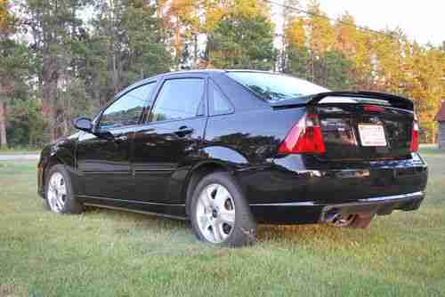 Find Used 2007 Ford Focus St Zx4 Sedan 4 Door 2 3l In Traverse City