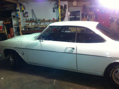 Chevrolet corvair monza, white automatic good condition 19000 miles