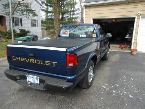 Find used 2000 CHEVY S10 2.2 STANDARD CAB in Ballston Lake