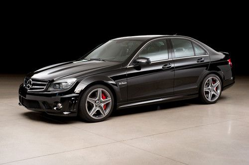 P31 amg package, one owner, only 4100 miles, amg leather, limited slip, nav
