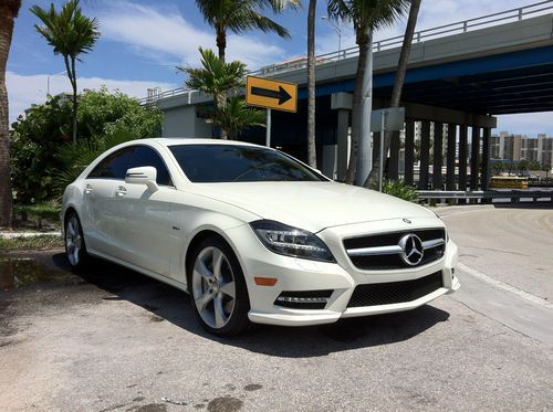 2012 mercedes-benz cls-class cls550 white ext beautiful example