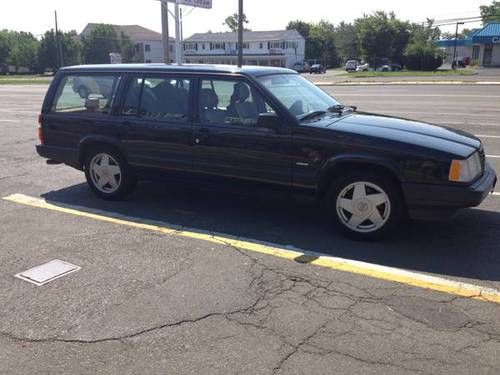 1993 volvo 940 t wagon 4-door 2.3l