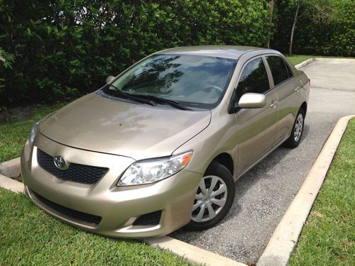 2009 toyota corolla le sedan 4-door 1.8l 53k miles only!