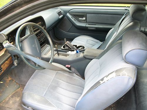 Find used 1993 Ford Thunderbird LX Coupe 2-Door 3.8L in ... Find used 1993 Ford Thunderbird LX Coupe 2-Door 3.8L in ...
