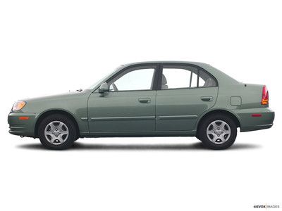 2004 hyundai accent gl sedan 4-door 1.6l