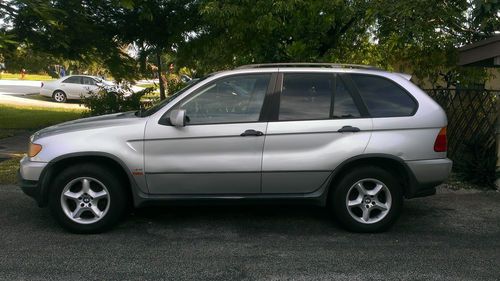 Silver 2001 bmw x5 in good condition $4000 or obo needs engine