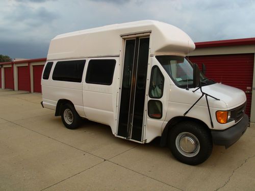 2004 ford e350 1 ton econoliner van mini bus w/ school bus doors