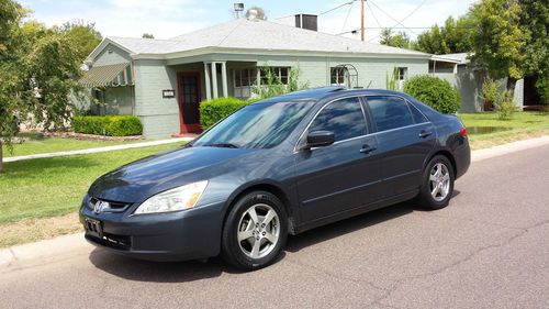2005 honda accord hybrid sedan 4-door 3.0l v6 with leather --- top of the line!