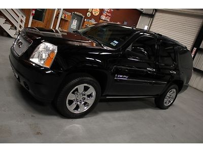 New tires 2008 gmc yukon denali awd nav roof cam 3rd row 4x4